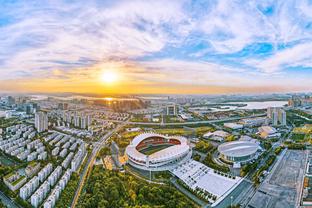 爱德华兹：今日我状态不好 末节找回了一些手感